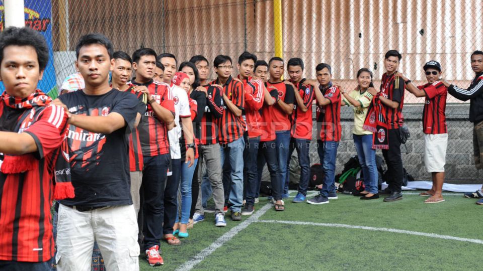 Milanisti Indonesia. Copyright: © Ratno Prasetyo/INDOSPORT